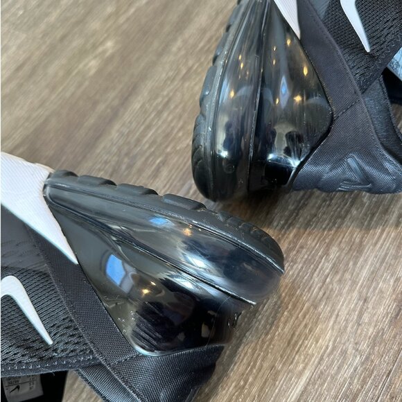 Nike Air Max 270 - Picture 7 of 7